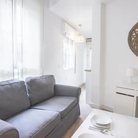 Rentalsevilla Santa Rufina Apartment *